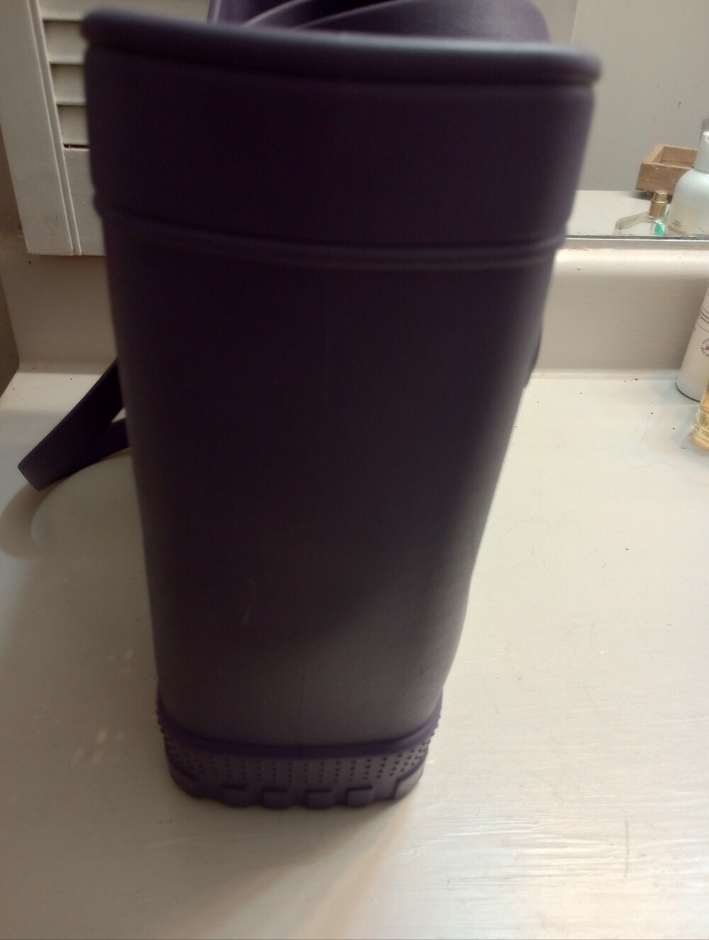 Crocs Classic Medium Lavender Tote Bag - Picture 6 of 9